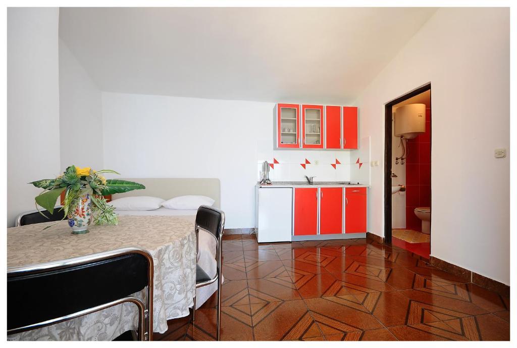 Apartments Renjak Sukosan Room photo